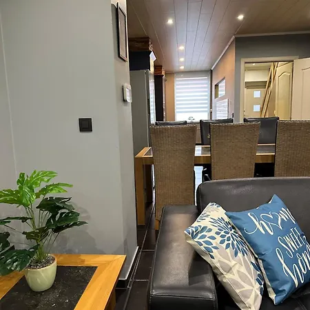 The120 Work Or Holiday home Comines-Warneton